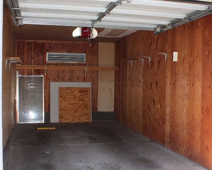 258 Napoli Ct — Photo 36