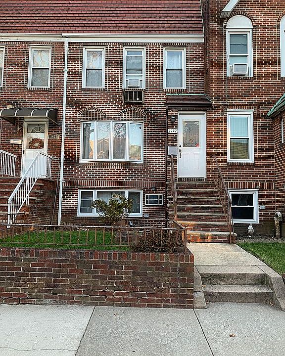 1st image of 1979 E 29th St