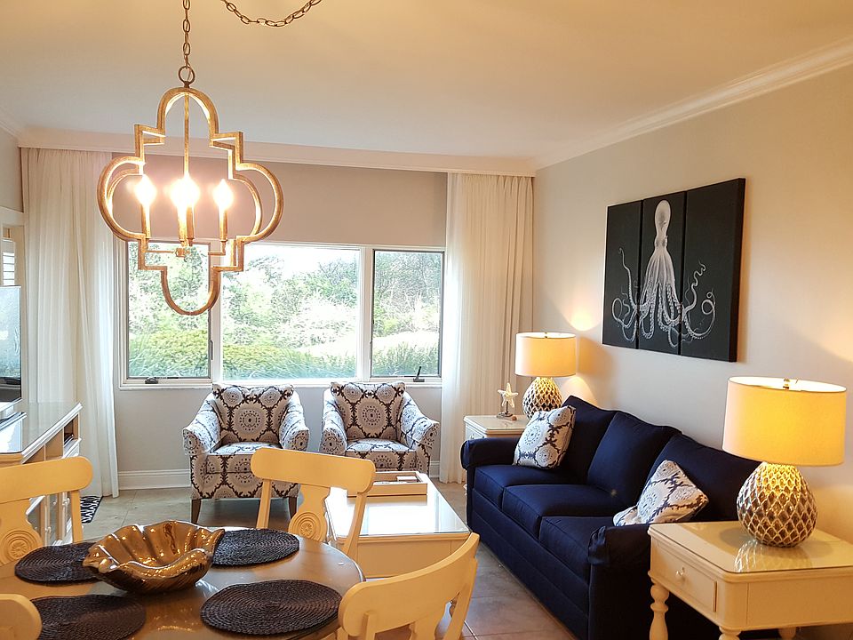 1st image of 207/208 Sandcastles Ct