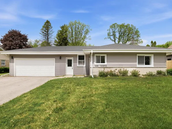 W60N873 Sheboygan ROAD, Cedarburg, WI 53012