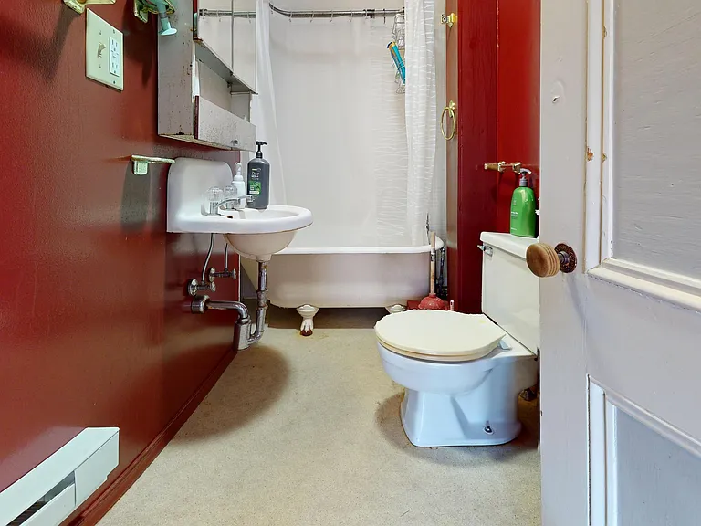 214 Stewart Ave #3 — Photo 7