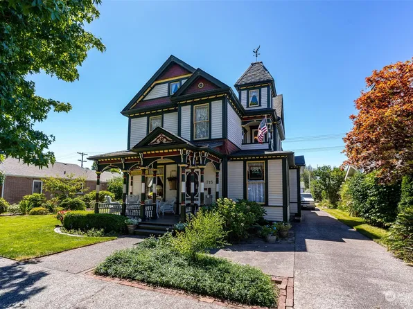 715 E Street, Centralia, WA 98531