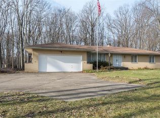 8732 Avery Rd, Broadview Heights, OH 44147