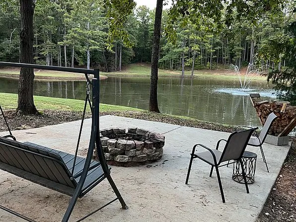 198 Martin Rd, Forsyth, GA 31029