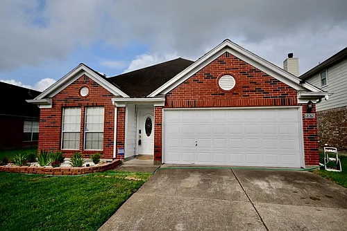 8974 N Deer Meadow Dr Photo 1