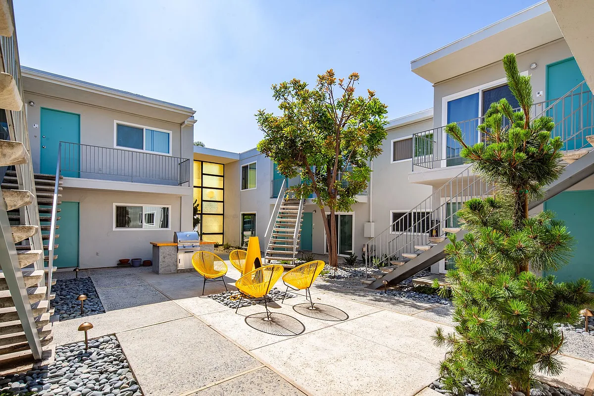 Building Photo - The Amberjack Apartments