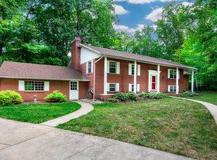 2330 Springmill Rd, Fort Wayne, IN 46845