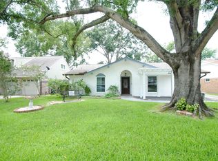 10667 Mayfield Rd, Houston, TX 77043