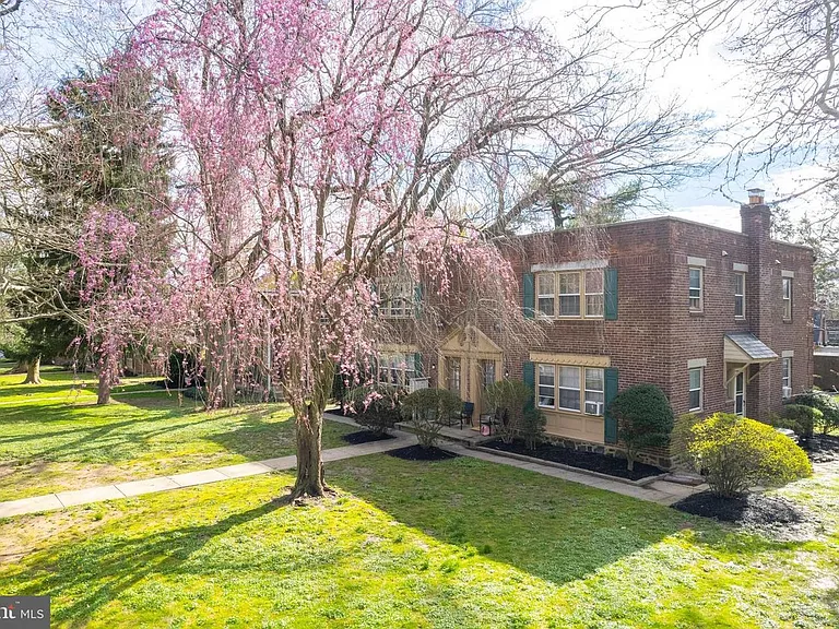 2824 Midvale Ave #M-2824B — Photo 6