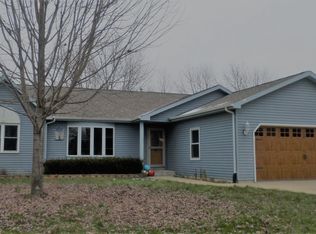 132 Bay Ridge Ln, Burlington, WI 53105