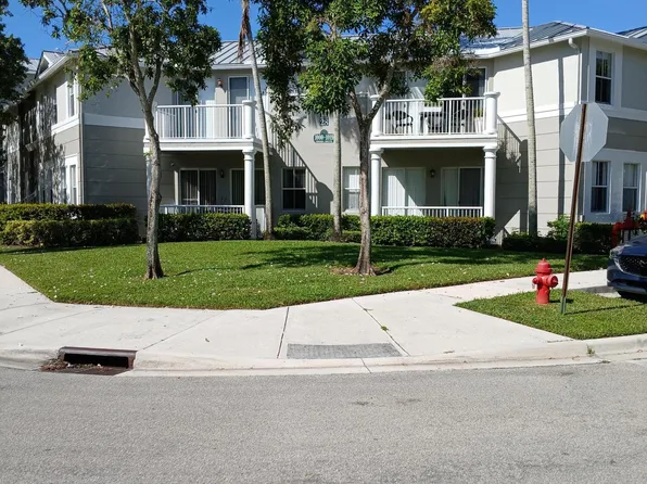1016 Shoma Drive, Royal Palm Beach, FL 33414