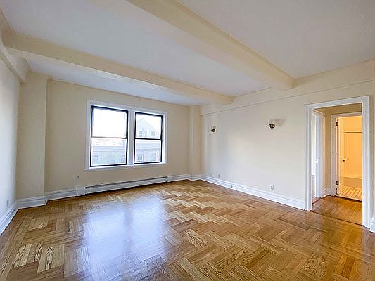 1st image of 147 W 79th St #2D