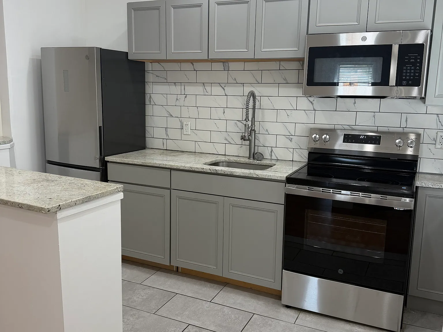 3 bed, $1,625 — Photo 3