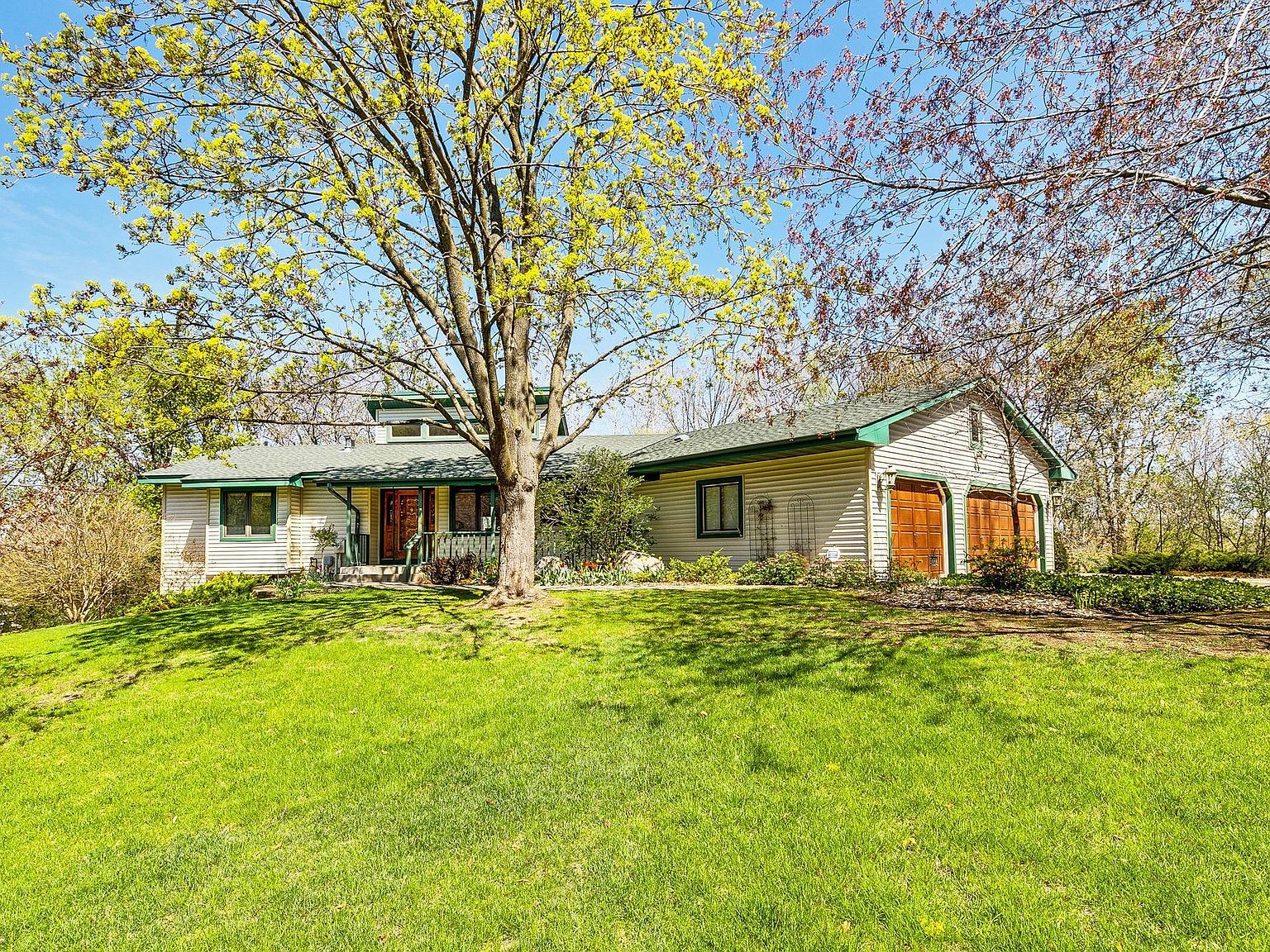 6274 Lynn Way, Woodbury, MN 55129 | Zillow