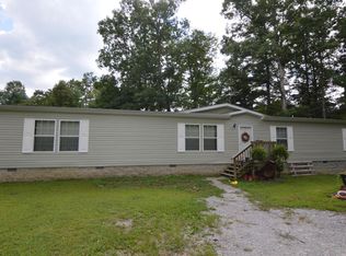 511 Snow Hill Rd, Oakdale, TN 37829