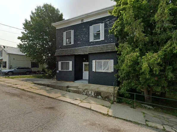 96 Elm St #B, Berlin, NH 03570