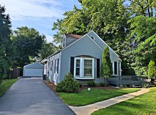 119 Mariposa Ave, Waukegan, IL 60087