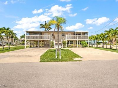 407 Lazy Way, Fort Myers Beach, FL, 33931