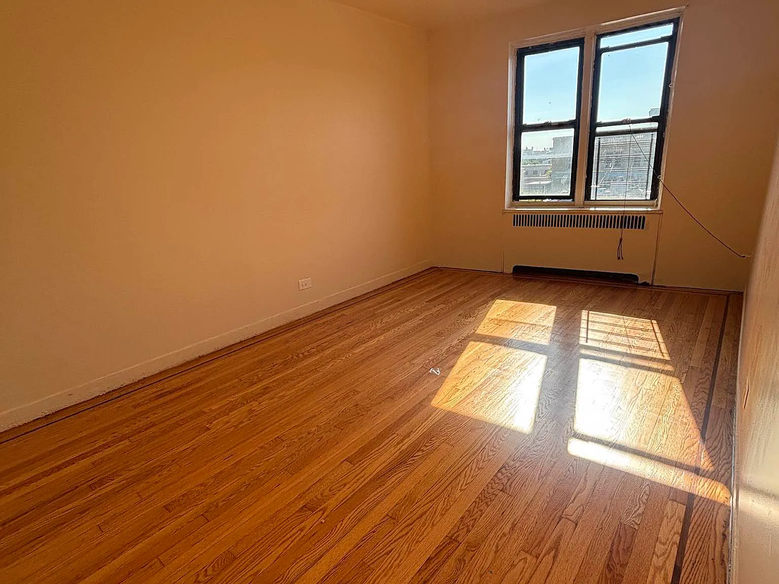 95 West 195th Street — Photo 4