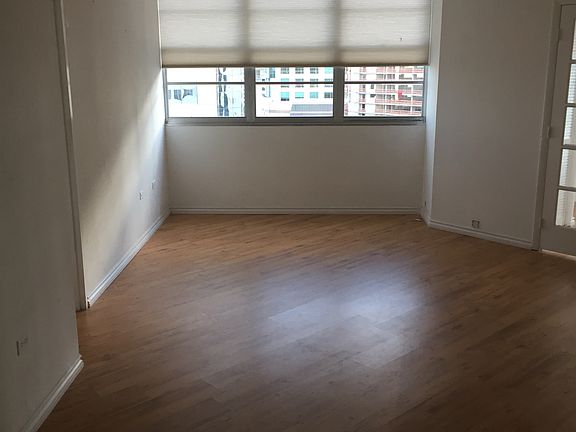 2nd image of 999 Brickell Bay Dr APT 1611