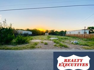 3815 White Tail Dr, Eagle Pass, TX 78852