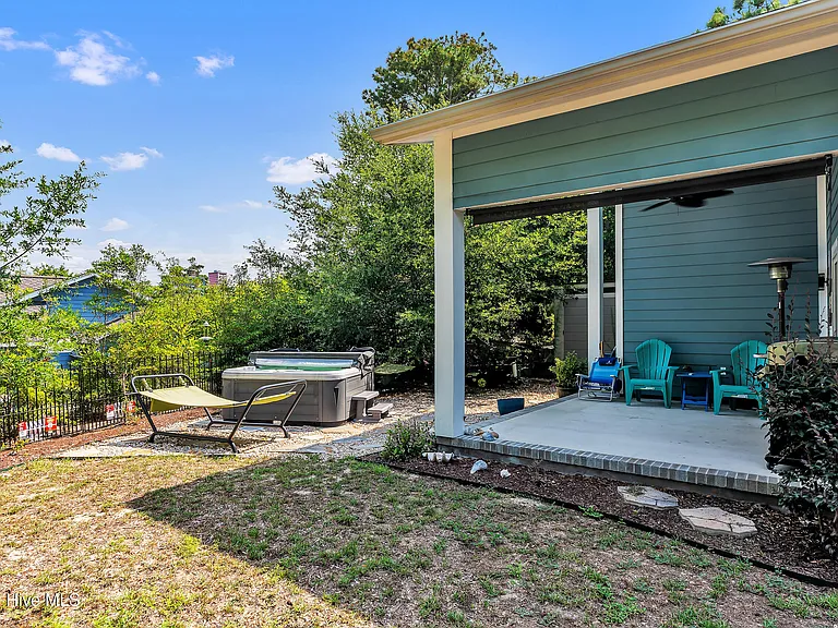 8708 Plantation Dr — Photo 4
