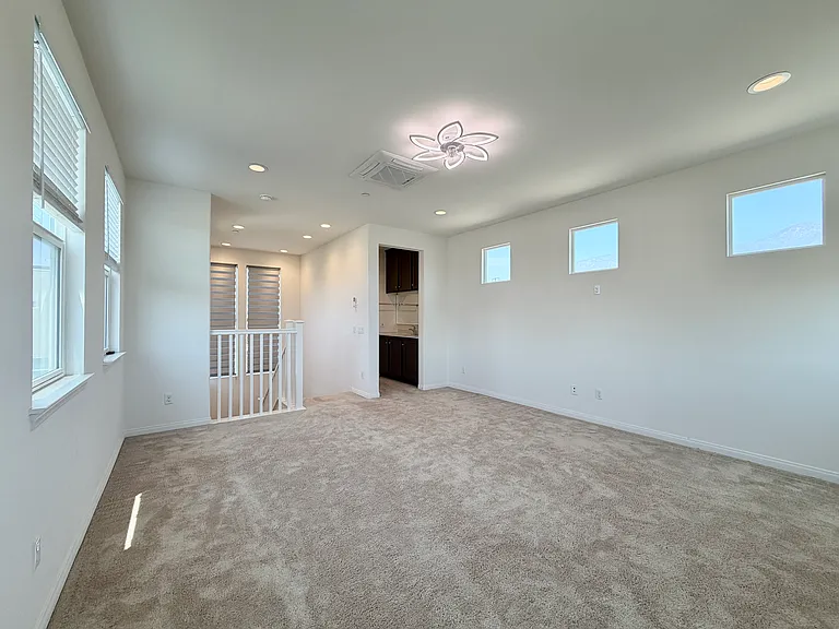 10519 Wilding Dr — Photo 18
