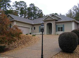 10 Bosque Ln, Hot Springs Village, AR 71909
