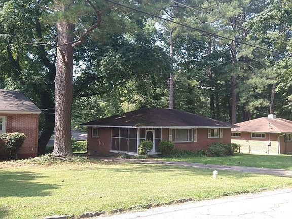 3rd image of 950 Pegg Rd