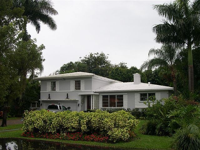 1st image of 1150 NE 100th St