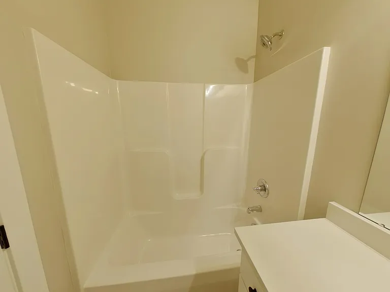 12778 W Wheatland Ct — Photo 10