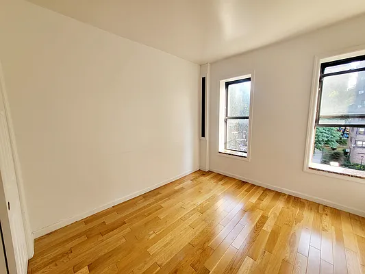 Rented by Douglas Elliman | media 14