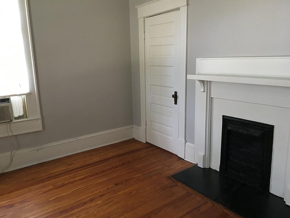 2nd image of 1806 E North St APT 3