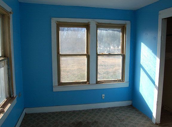 4th image of 2328 N Main St
