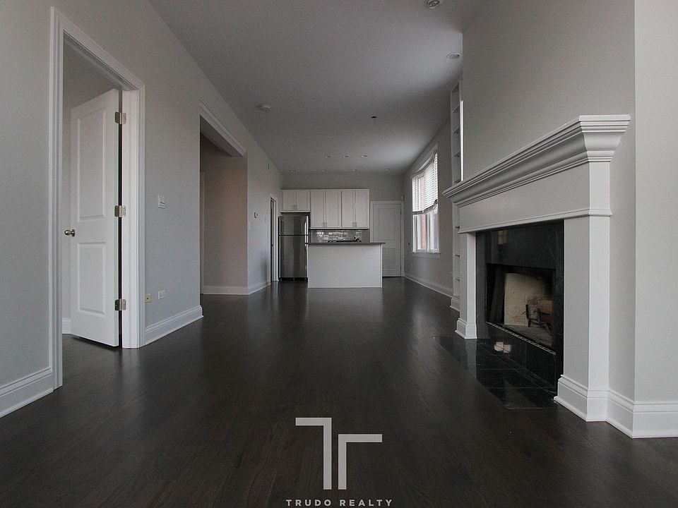 1st image of 3846 N Southport Ave #001