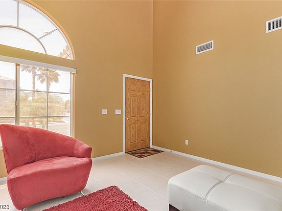 5th image of 546 Staghorn Pass Ave