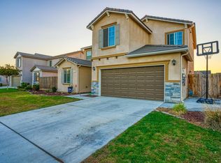 431 Camelia Ave, Sanger, CA 93657