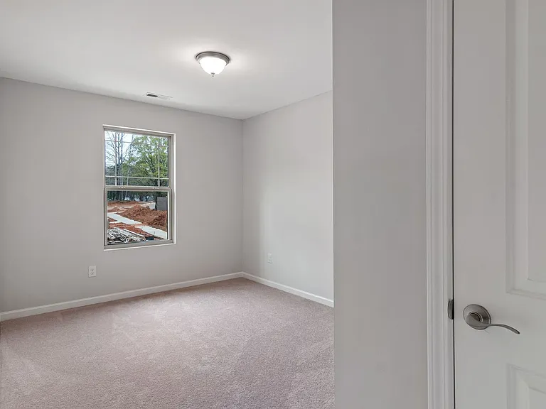 309 Switch St — Photo 2