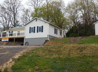 405 Berrysburg Rd, Millersburg, PA 17061