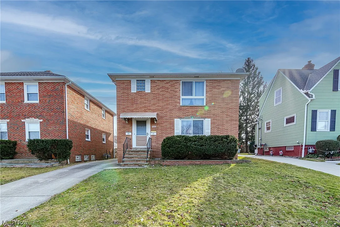 3715 Torrington Ave photo 1