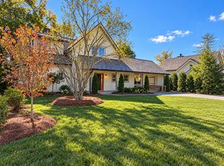 33 Cottage Walk, Cashiers, NC 28717