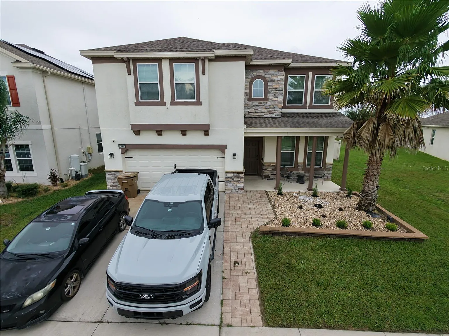 5 bed, 3.0 bath, 2597 sqft, $3,200 — Photo 1