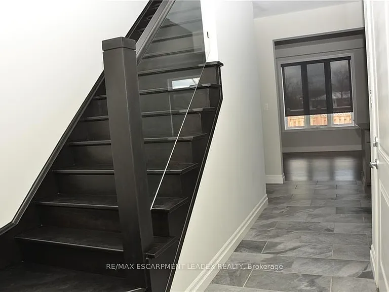 380 Lake St #43 — Photo 2