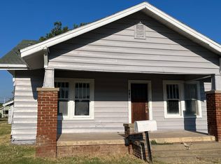 305 S 2nd St, Marlow, OK 73055