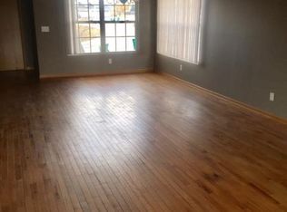 946 Arvle Cir, Sycamore, IL 60178