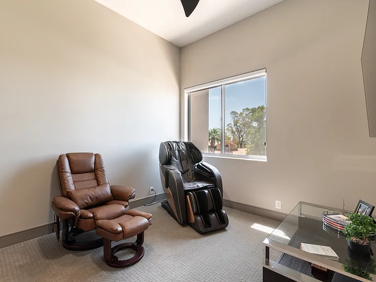 7880 Dana Point Ct — Photo 28