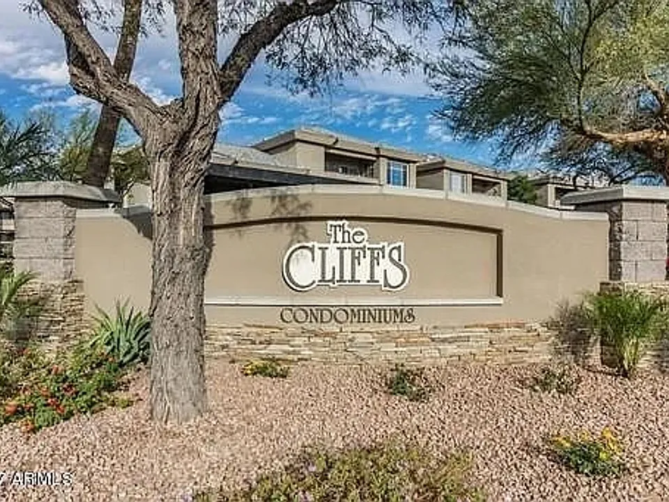 1720 E Thunderbird Rd #1004