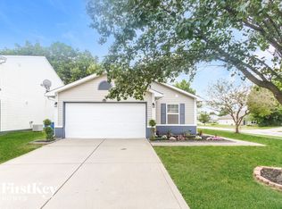 3940 Burningbush Dr, Indianapolis, IN 46235