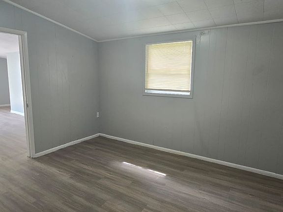 3rd image of 3417 Grove Street Cir