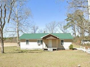 2006 Jenkins Rd, Fairmont, NC 28340